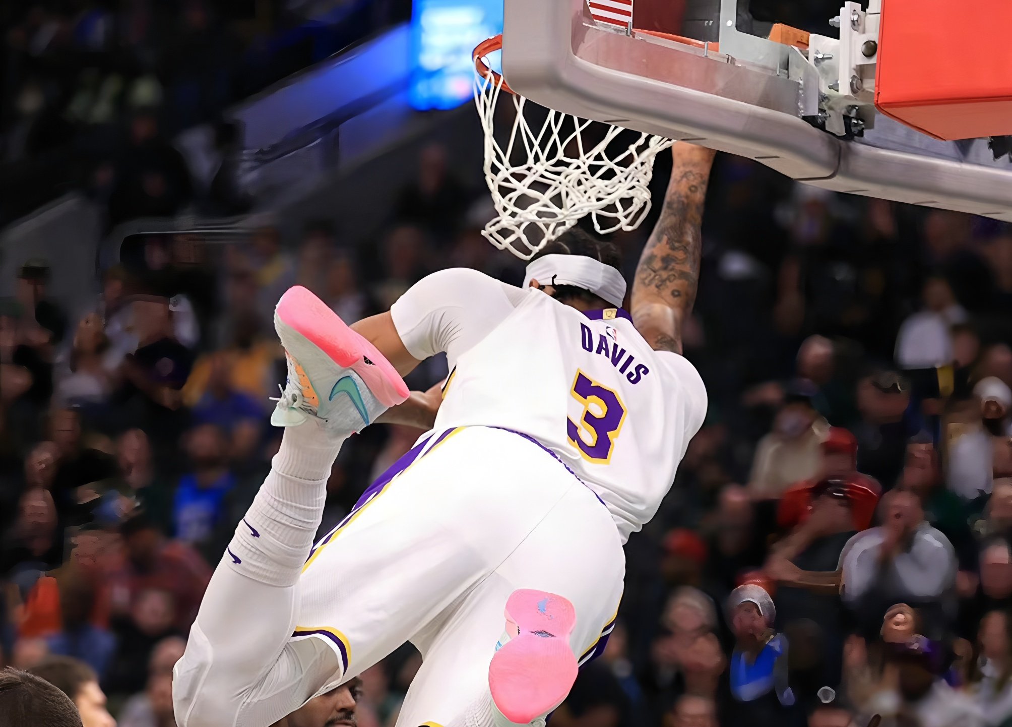 开云体育-詹姆斯关键节点突破纪录，日本队带队取胜！的简单介绍